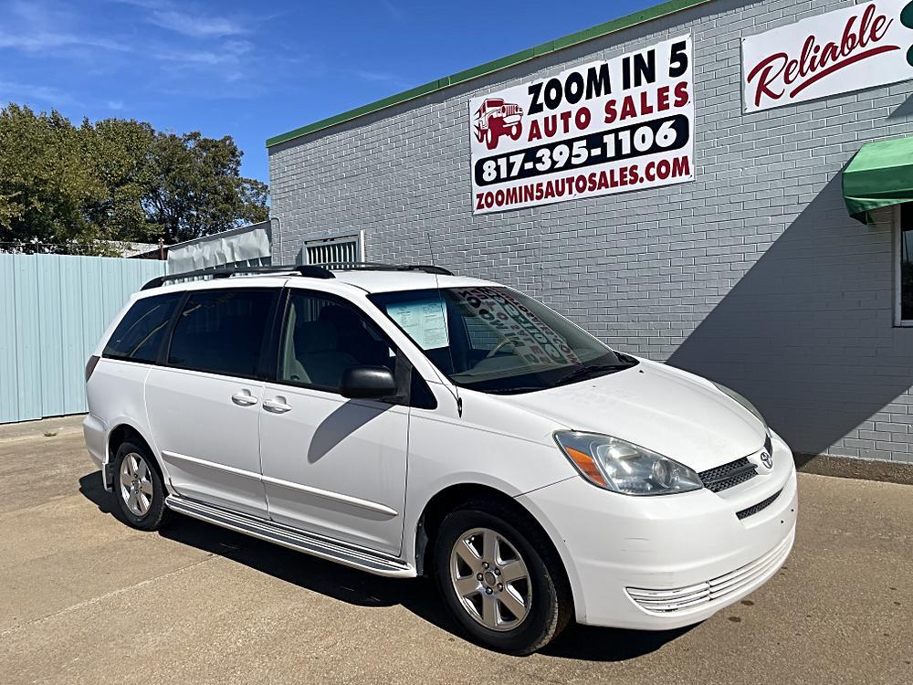 2005 Toyota Sienna LE