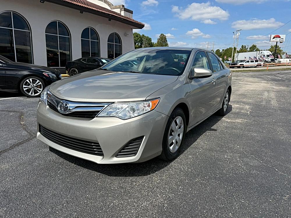 2014 Toyota Camry LE