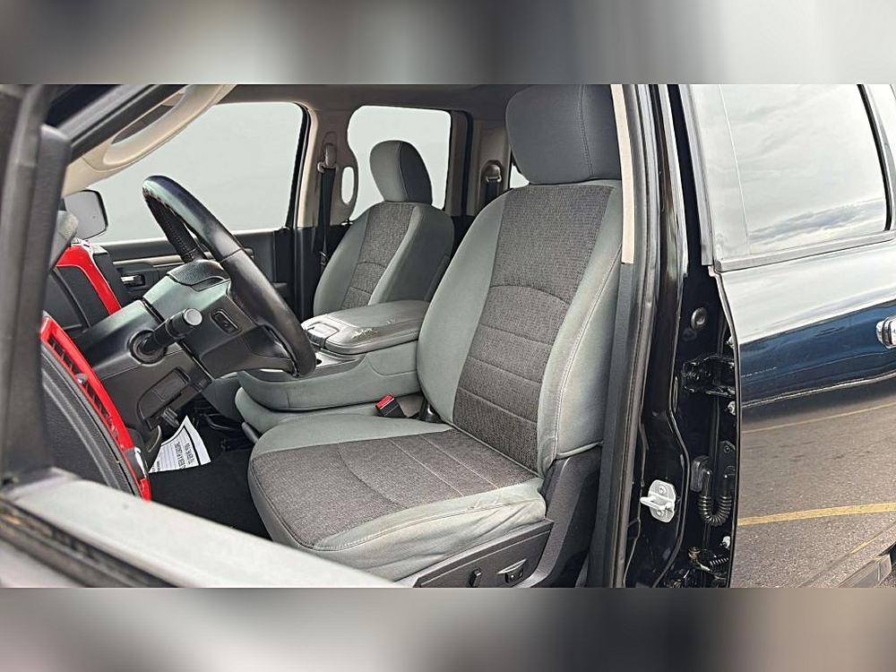 2017 RAM Ram 1500 Pickup Big Horn - Photo 325
