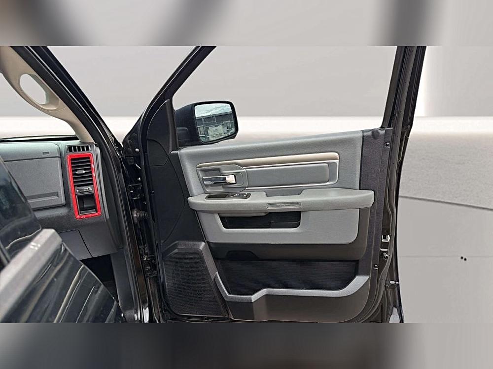 2017 RAM Ram 1500 Pickup Big Horn - Photo 329