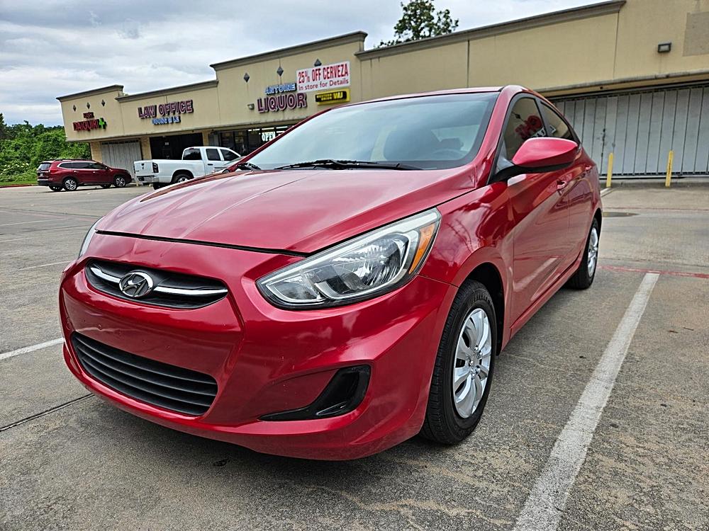 2016 Hyundai Accent SE 4-Door 6-Speed Automatic's photo