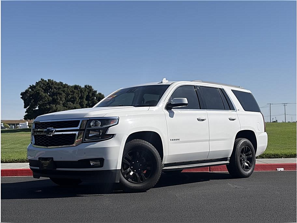 2017 Chevrolet Tahoe 4WD LT's photo