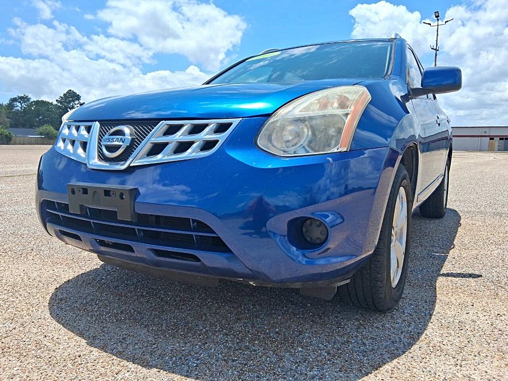 2011 Nissan Rogue SV FWD's photo
