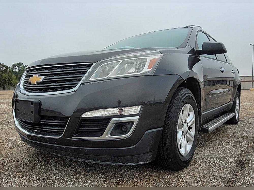 2015 Chevrolet Traverse LS's photo