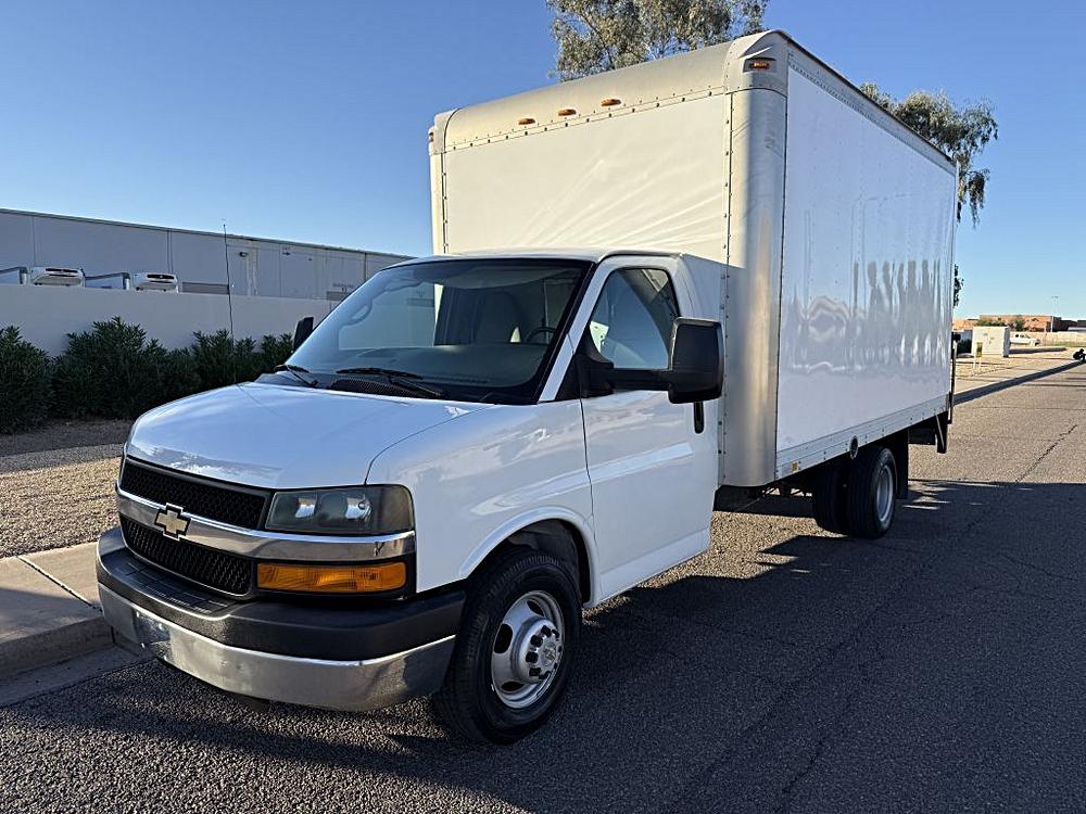 2012 Chevrolet Express G3500's photo
