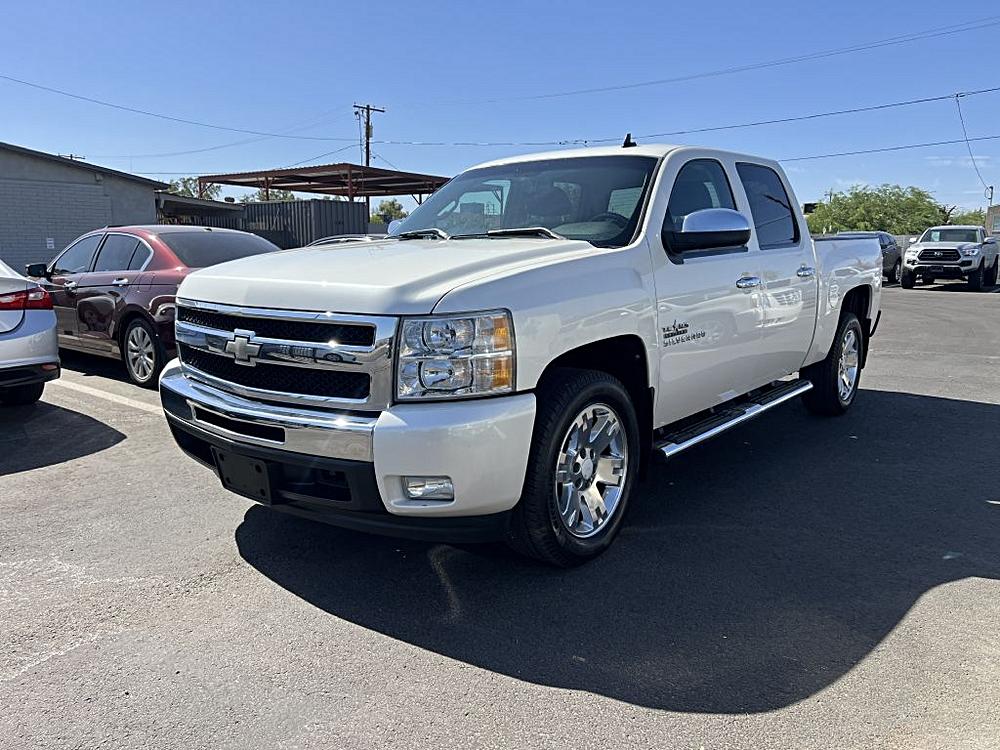 2011 Chevrolet Silverado 1500 LT Crew Cab's photo
