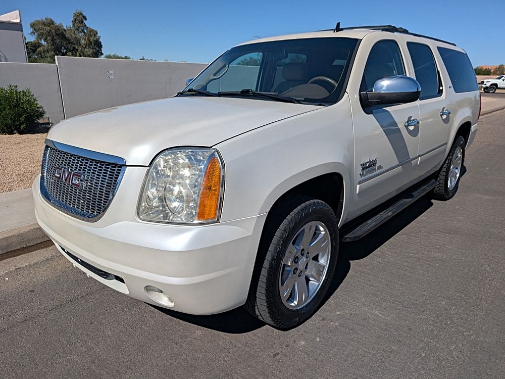 2011 GMC Yukon XL SLT