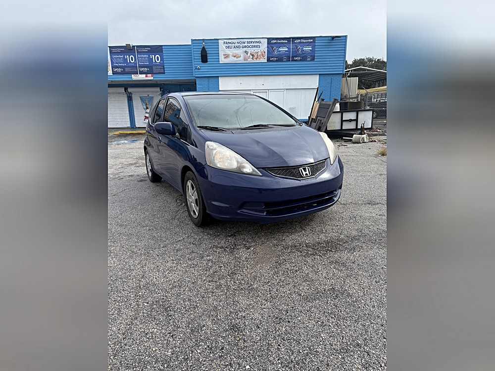 2013 Honda Fit Base's photo