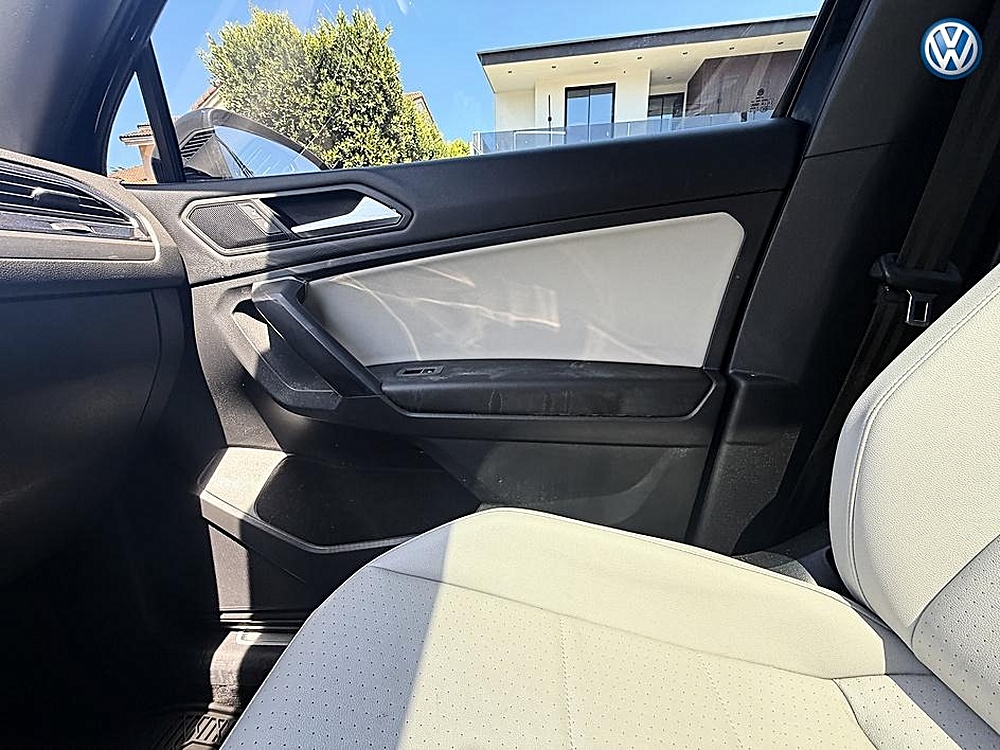 2021 Volkswagen Tiguan SE R-LINE BLACK - Photo 6