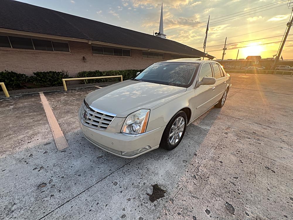 2011 Cadillac DTS