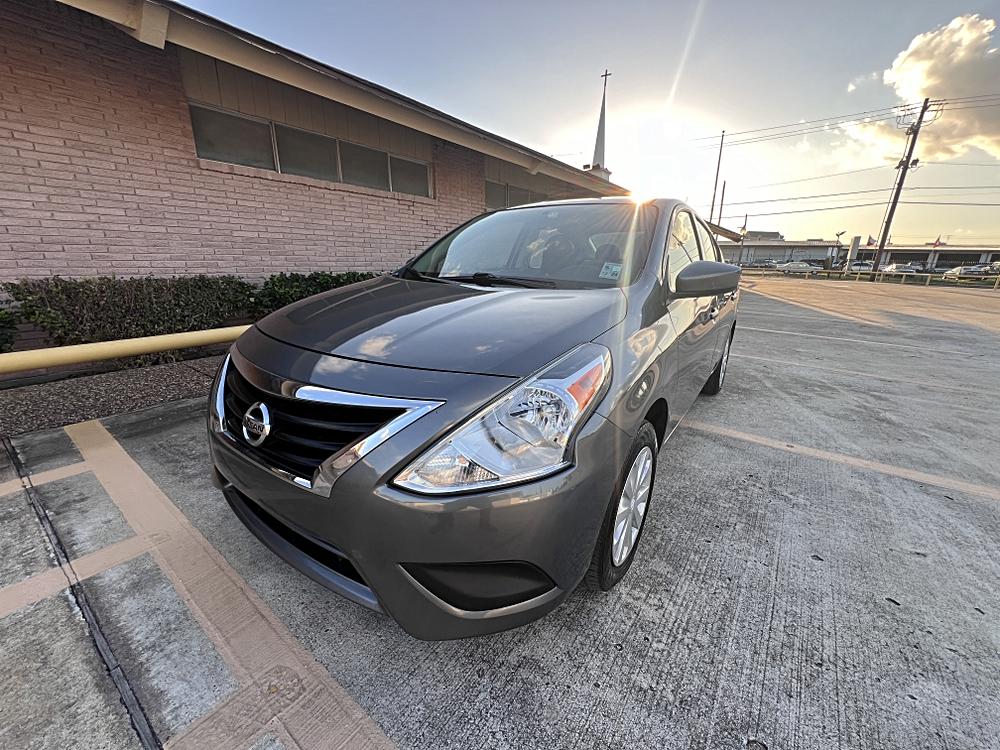 2017 Nissan Versa Sedan