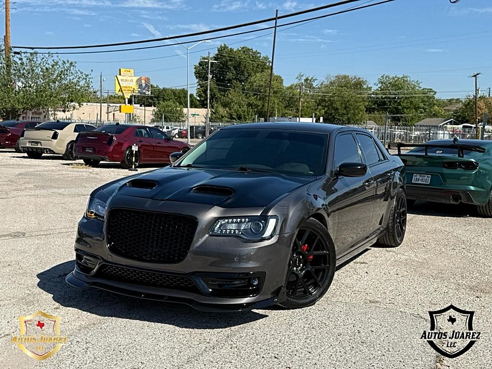 2020 Chrysler 300 RWD Automatic
