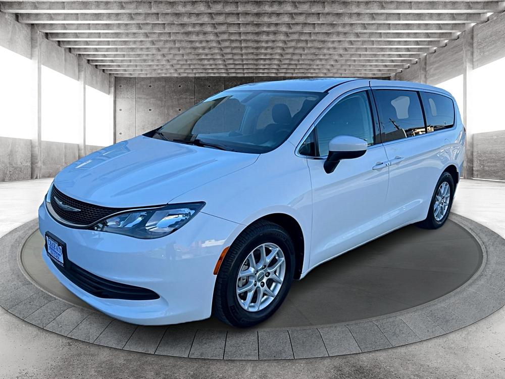 2017 Chrysler Pacifica LX