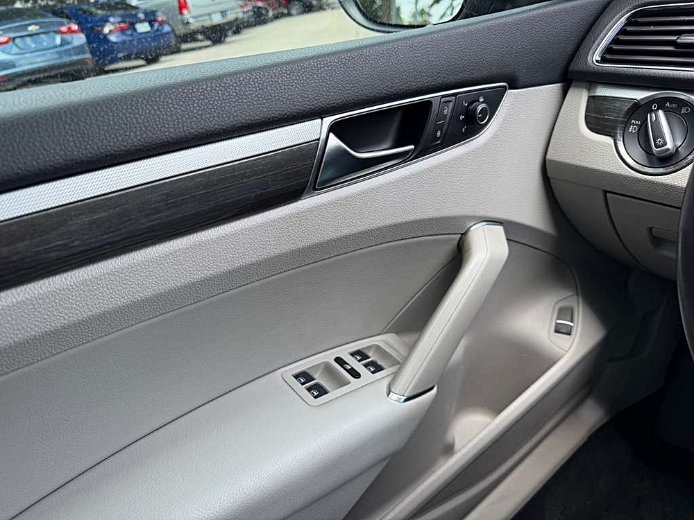 2018 Volkswagen Passat S - Photo 25