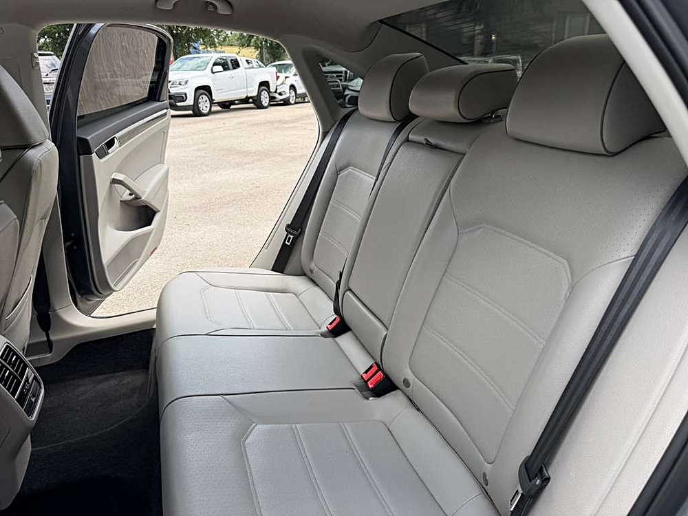 2018 Volkswagen Passat S - Photo 31