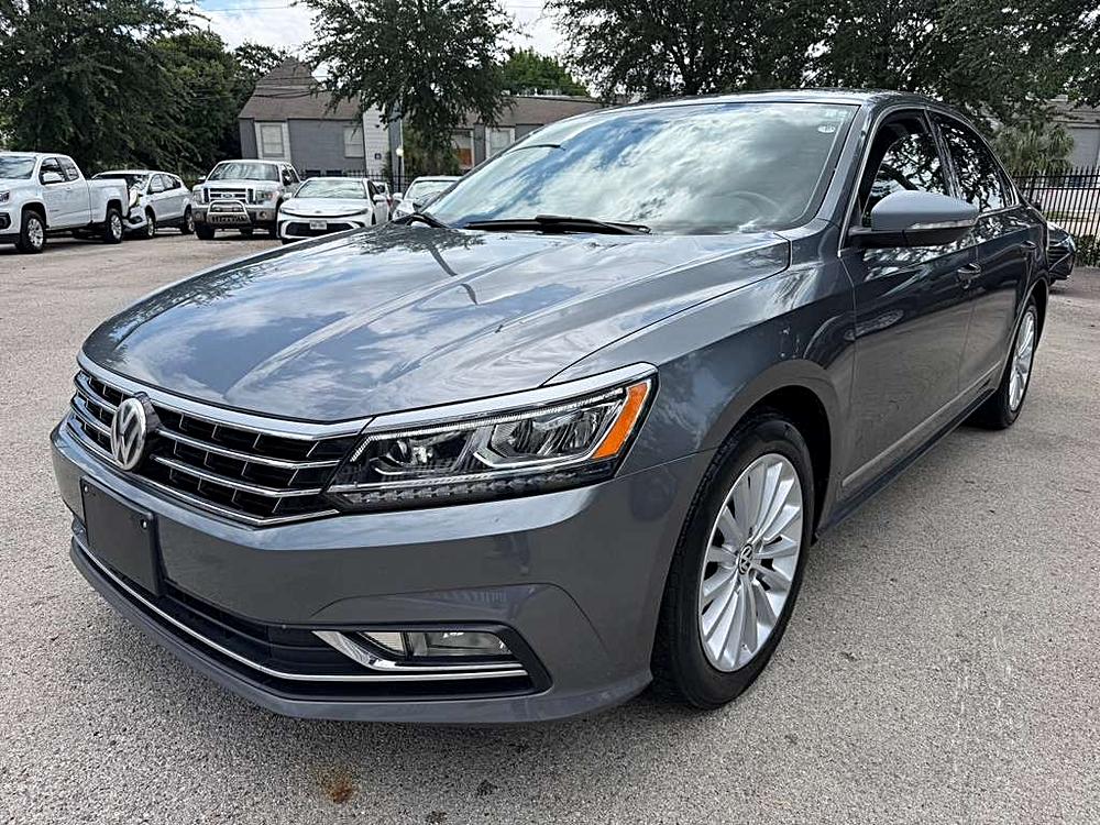 2017 Volkswagen Passat 1.8T SE Auto's photo