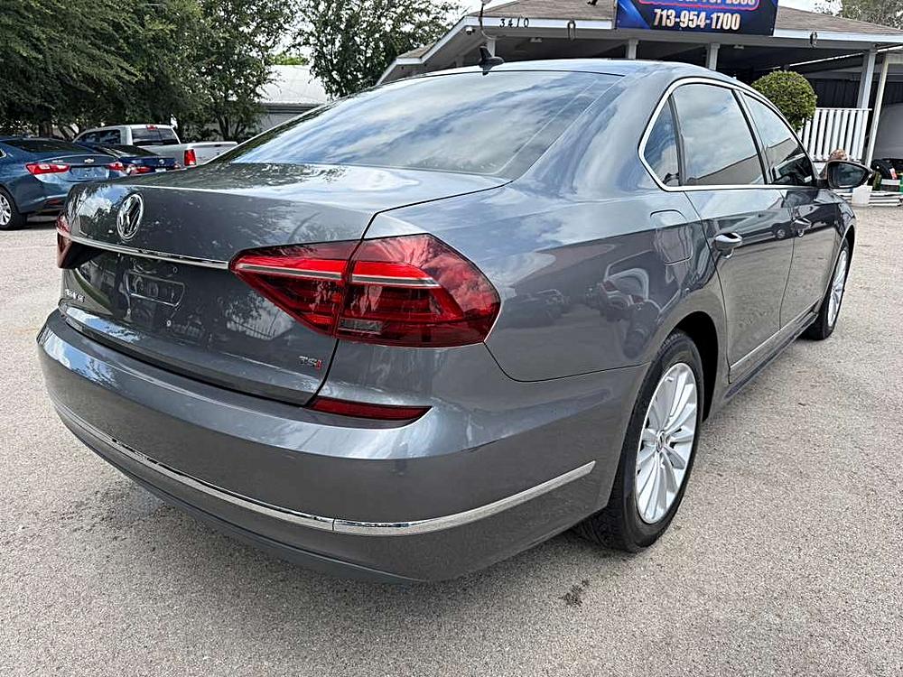 2018 Volkswagen Passat S - Photo 16