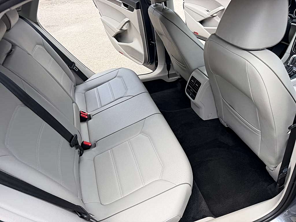 2018 Volkswagen Passat S - Photo 33