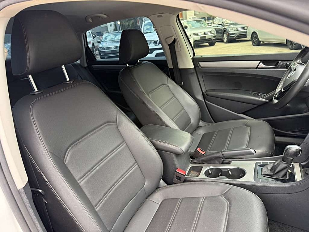 2018 Volkswagen Passat S - Photo 47