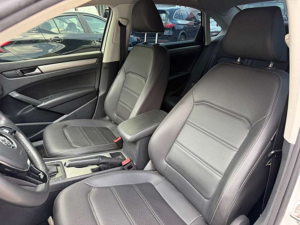 2018 Volkswagen Passat S - Photo 46