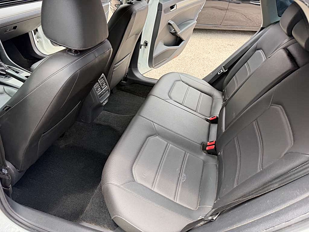 2018 Volkswagen Passat S - Photo 50