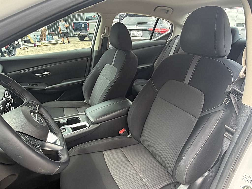 2022 Nissan Sentra SV - Photo 12