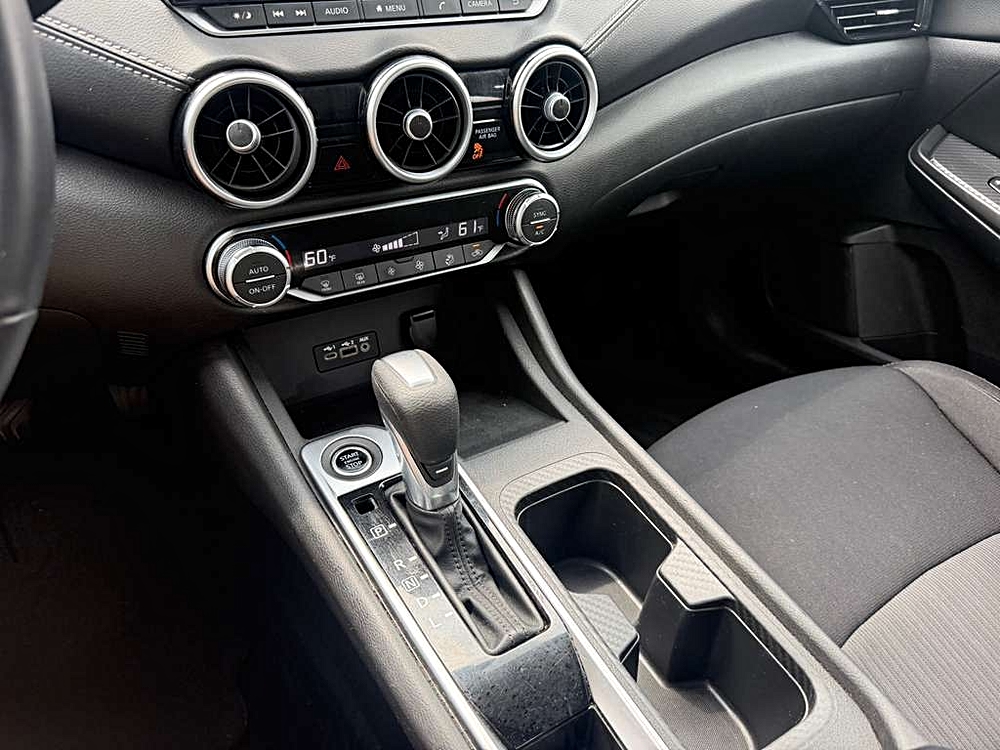 2022 Nissan Sentra SV - Photo 10
