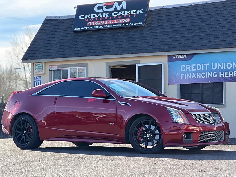 2011 Cadillac CTS V's photo