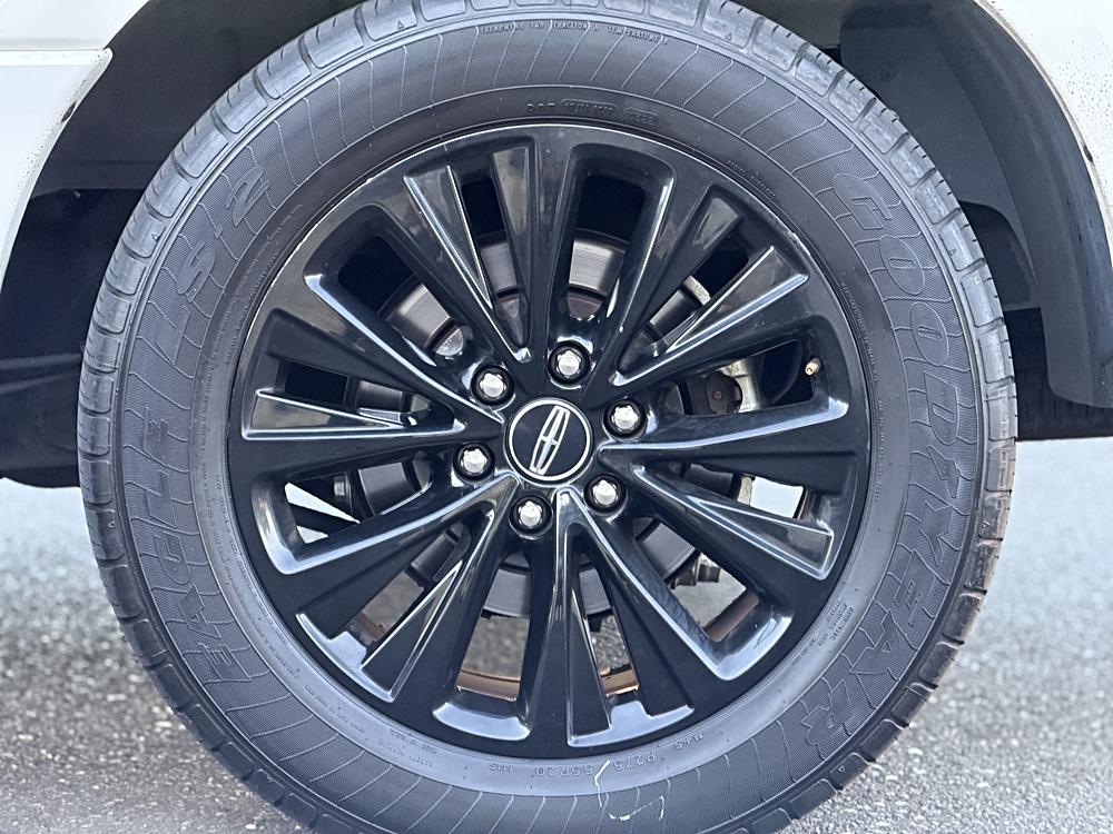 2016 Lincoln Navigator Select - Photo 30