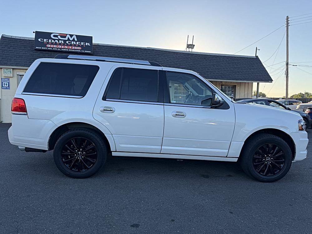 2016 Lincoln Navigator Select - Photo 8