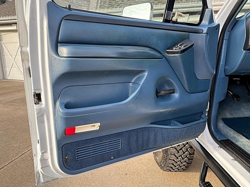 1996 Ford F-350 - Photo 16