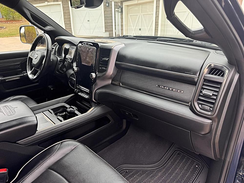 2021 RAM Ram 2500 Pickup Laramie Limited - Photo 17