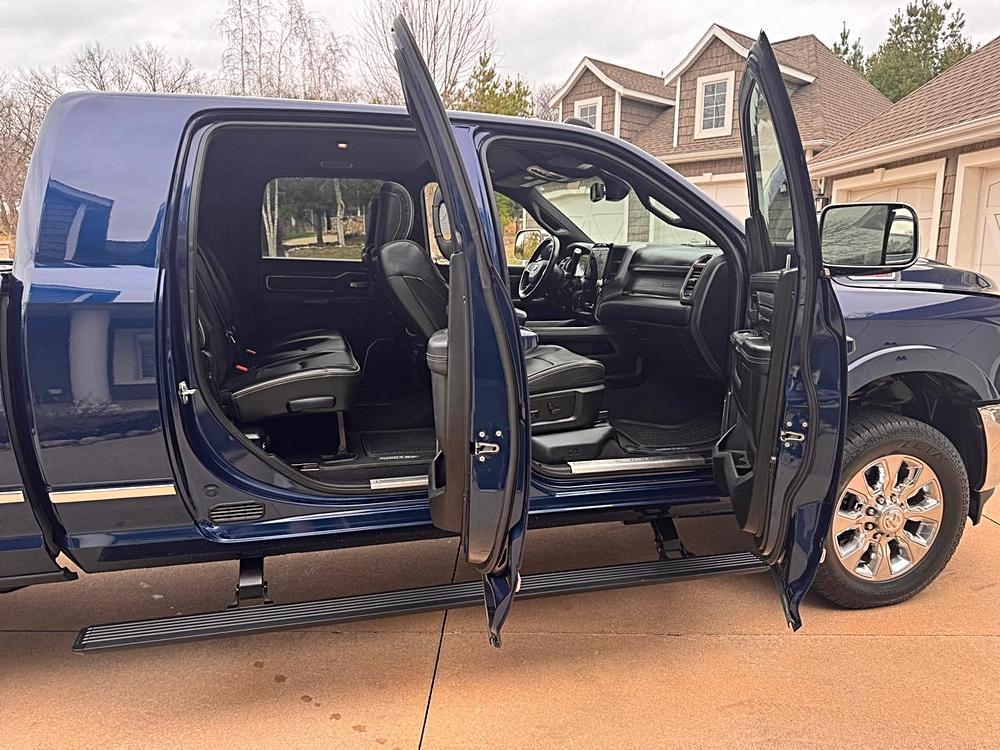 2021 RAM Ram 2500 Pickup Laramie Limited - Photo 18