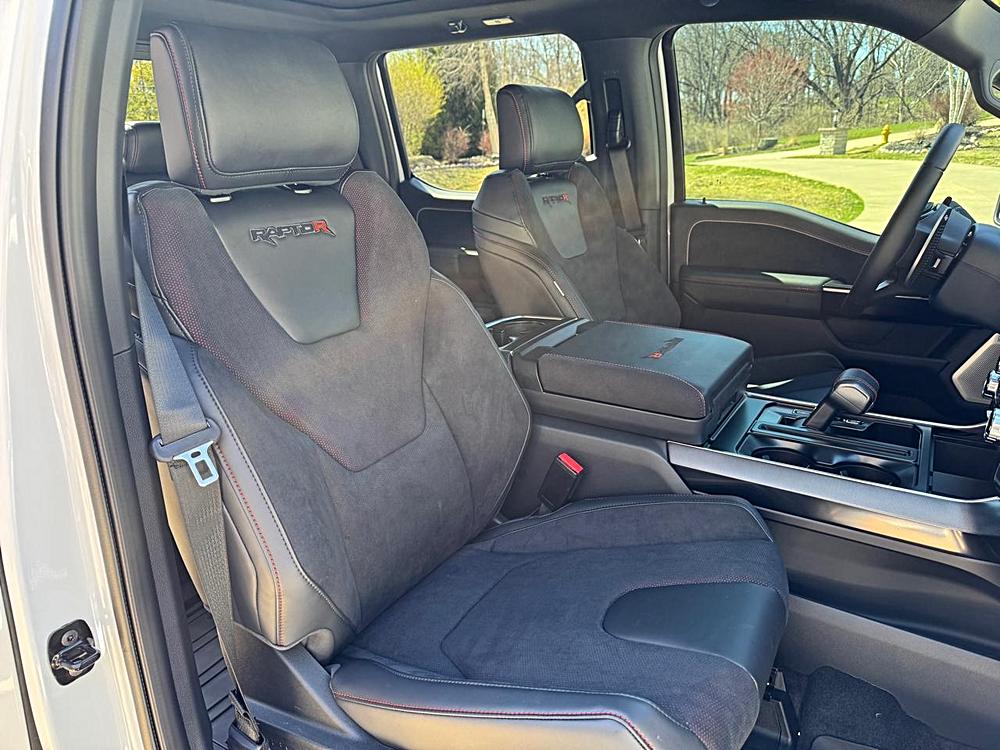 2025 Ford F-150 Raptor - Photo 21