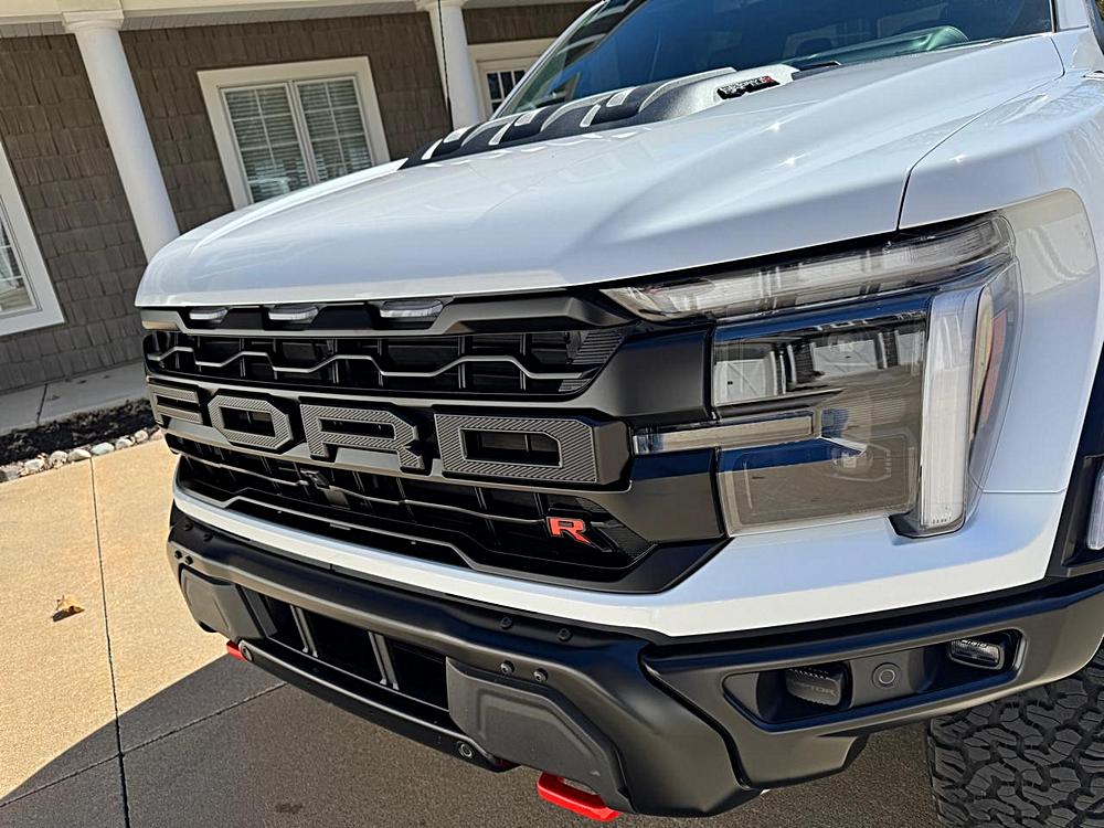 2025 Ford F-150 Raptor - Photo 32