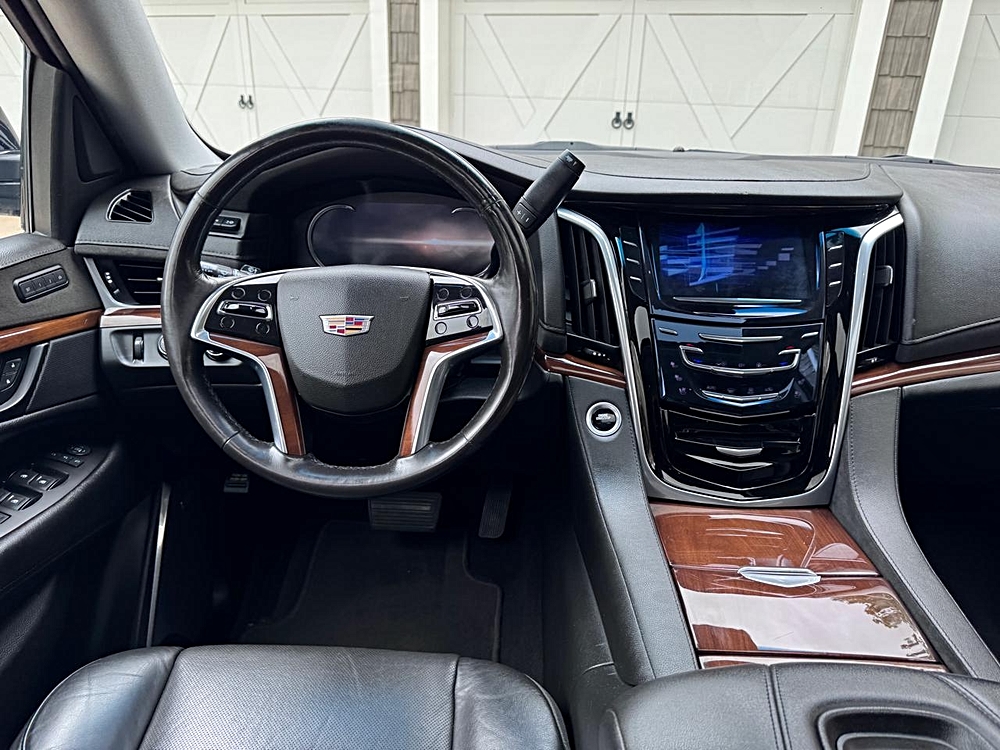 2019 Cadillac Escalade ESV Luxury - Photo 16