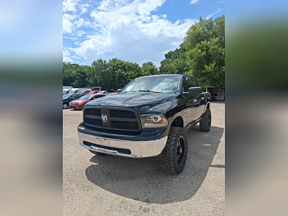 2011 RAM 1500 SLT Crew Cab's photo