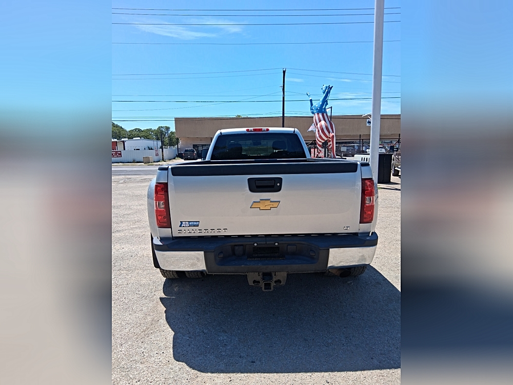 2012 Chevrolet Silverado 3500HD LT - Photo 6