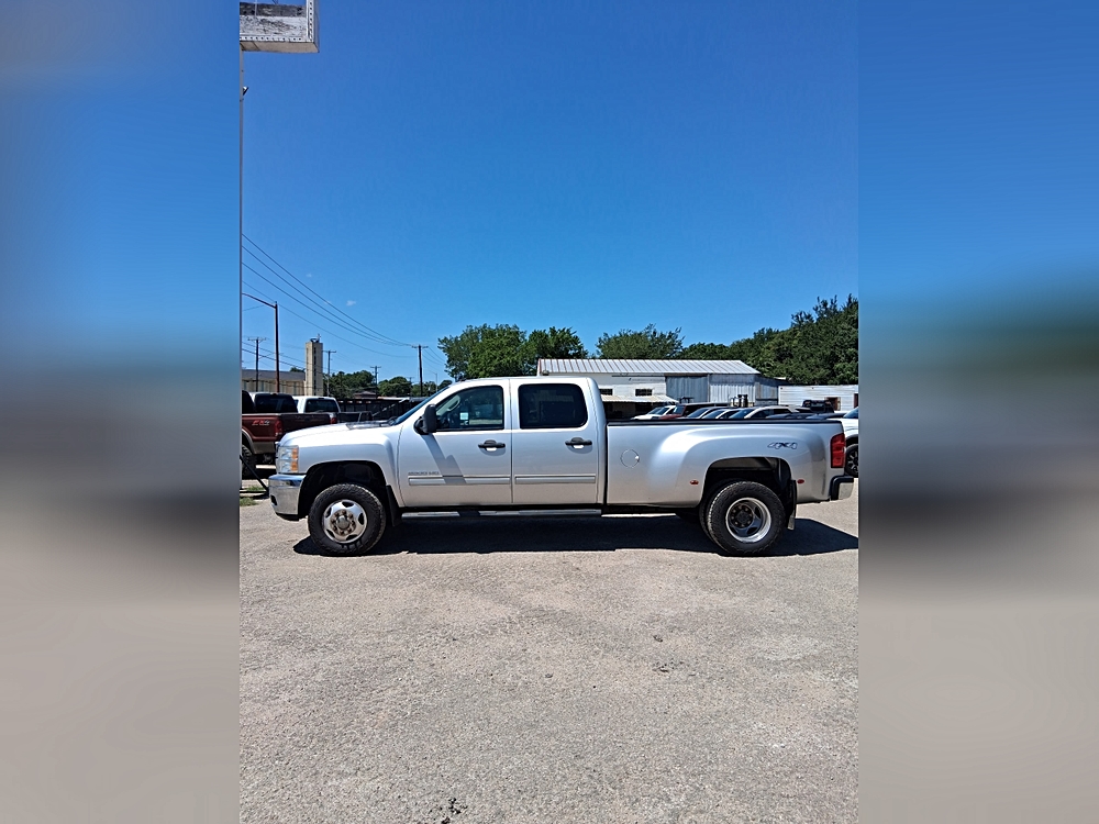 2012 Chevrolet Silverado 3500HD LT - Photo 8