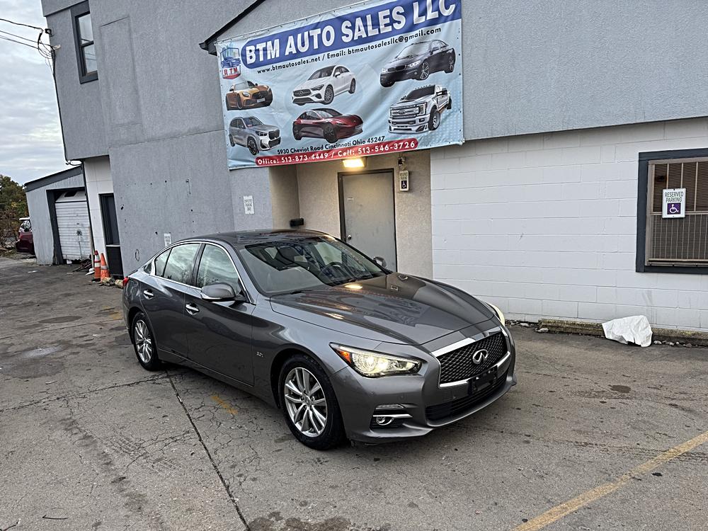 2016 INFINITI Q50 Premium