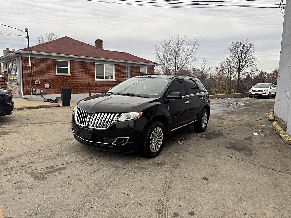 2013 Lincoln MKX Base