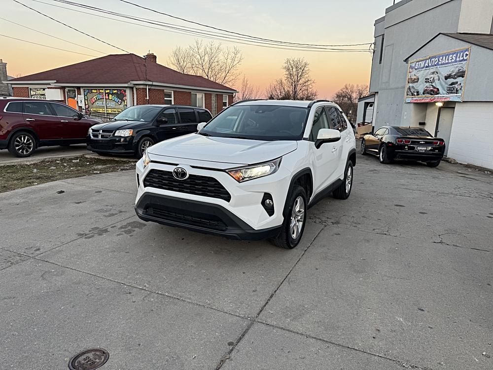 2021 Toyota RAV4 XLE