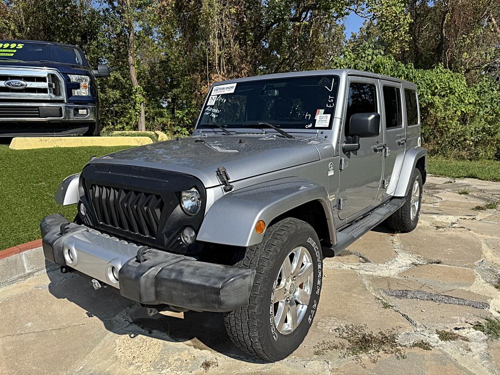 2015 Jeep Wrangler Unlimited Sahara's photo