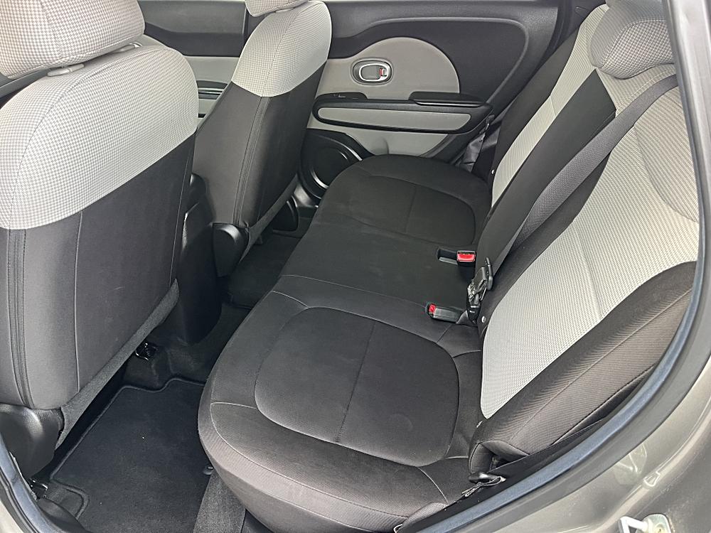 2017 Kia Soul Base - Photo 8