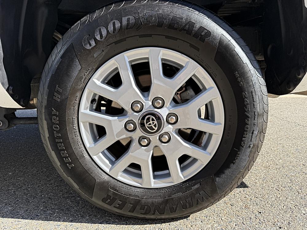 2025 Toyota Tacoma TRD Sport - Photo 38