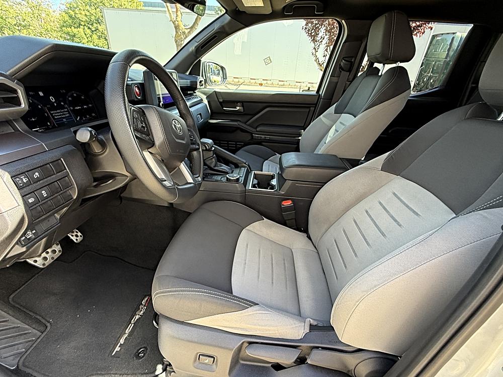 2025 Toyota Tacoma TRD Sport - Photo 12