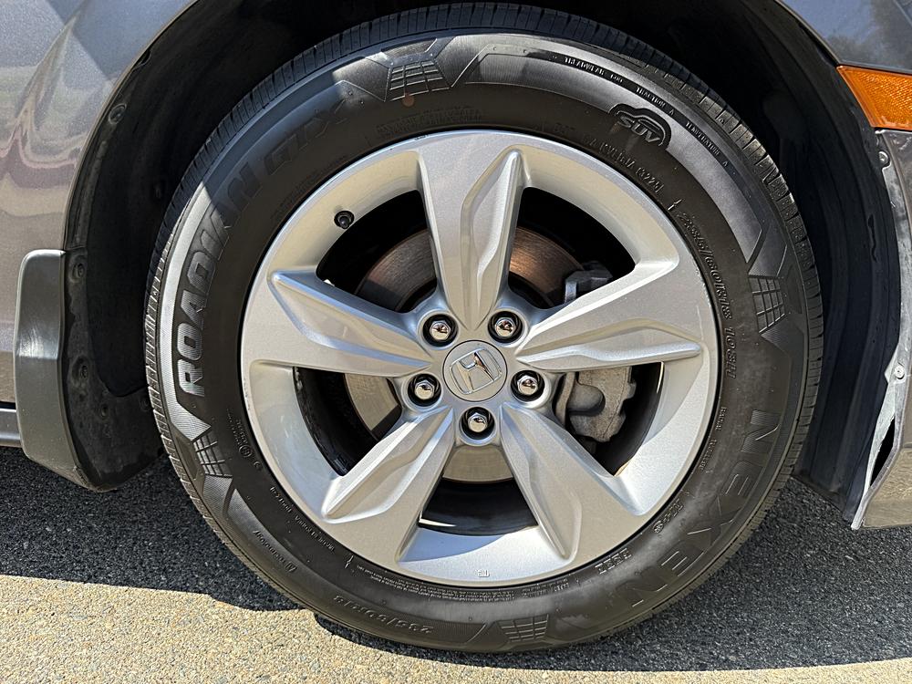 2018 Honda Odyssey EX - Photo 11