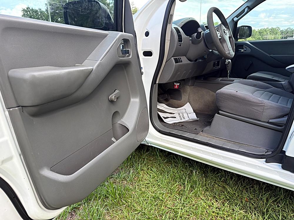 2014 Nissan Frontier S - Photo 7