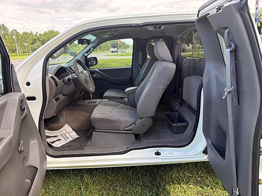 2014 Nissan Frontier S - Photo 8
