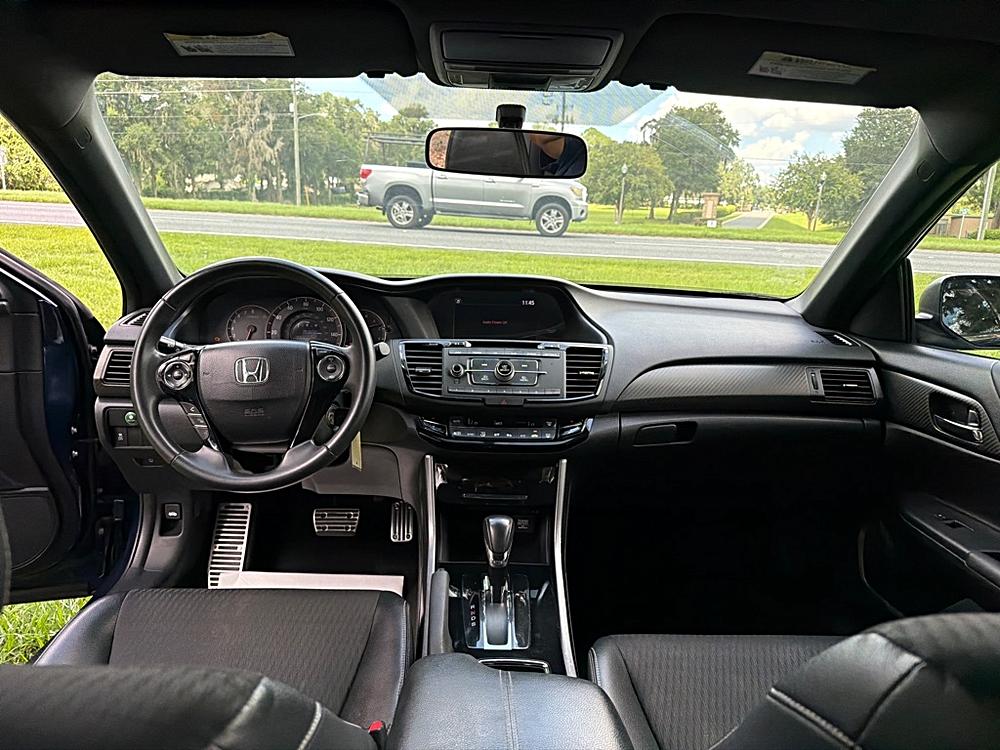 2014 Honda Accord EX-L - Photo 10